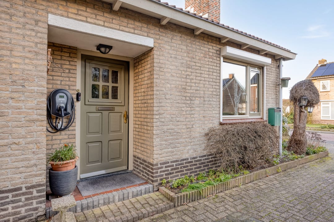 Photo 7 of Dr. Ariënsstraat 4