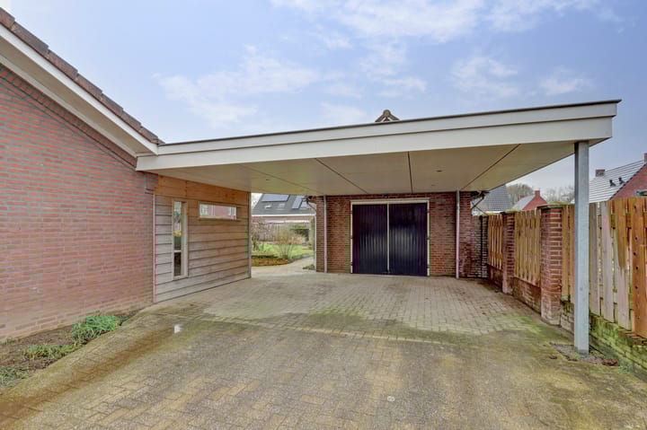 Foto 5 van Postbaan 15