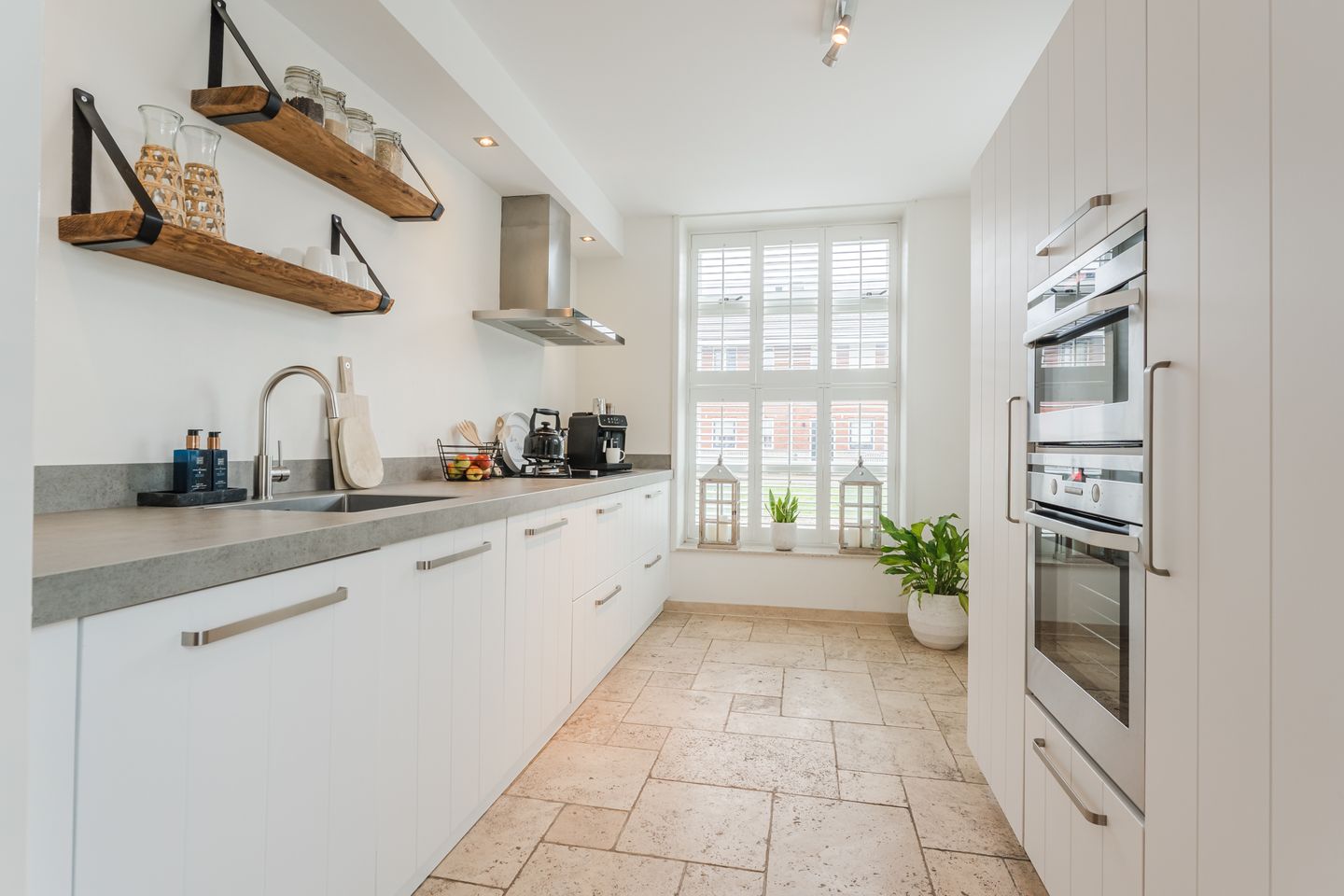 Foto 14 van Slechtvalk 6