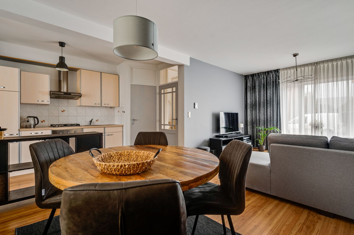 Photo 14 of Van der Meerstraat 3