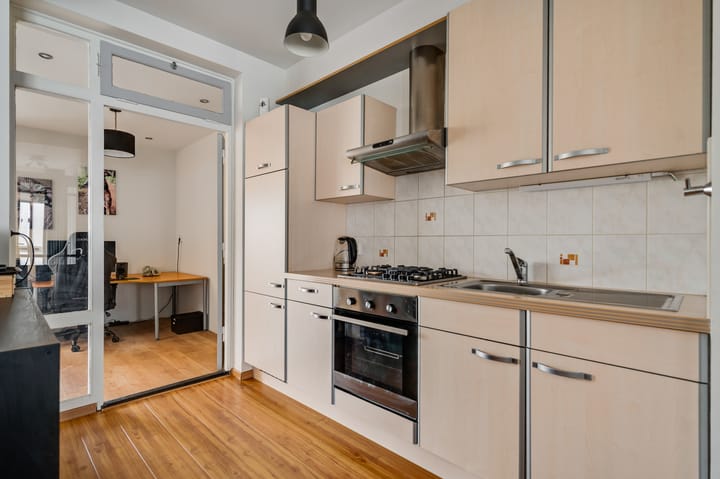 Foto 15 van Van der Meerstraat 3