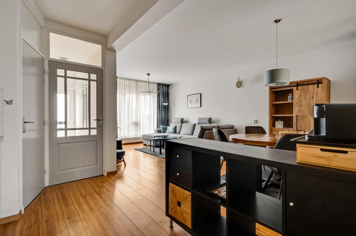 Foto 16 van Van der Meerstraat 3