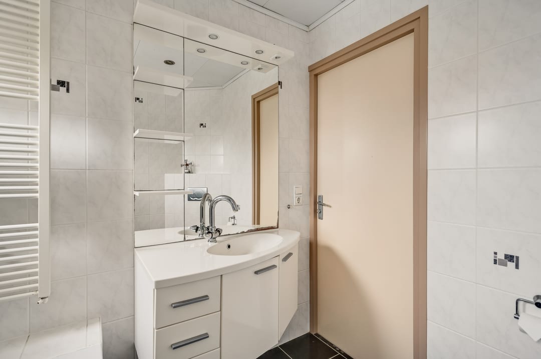 Photo 28 of Van der Meerstraat 3