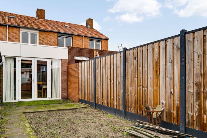 Foto 30 van Van der Meerstraat 3