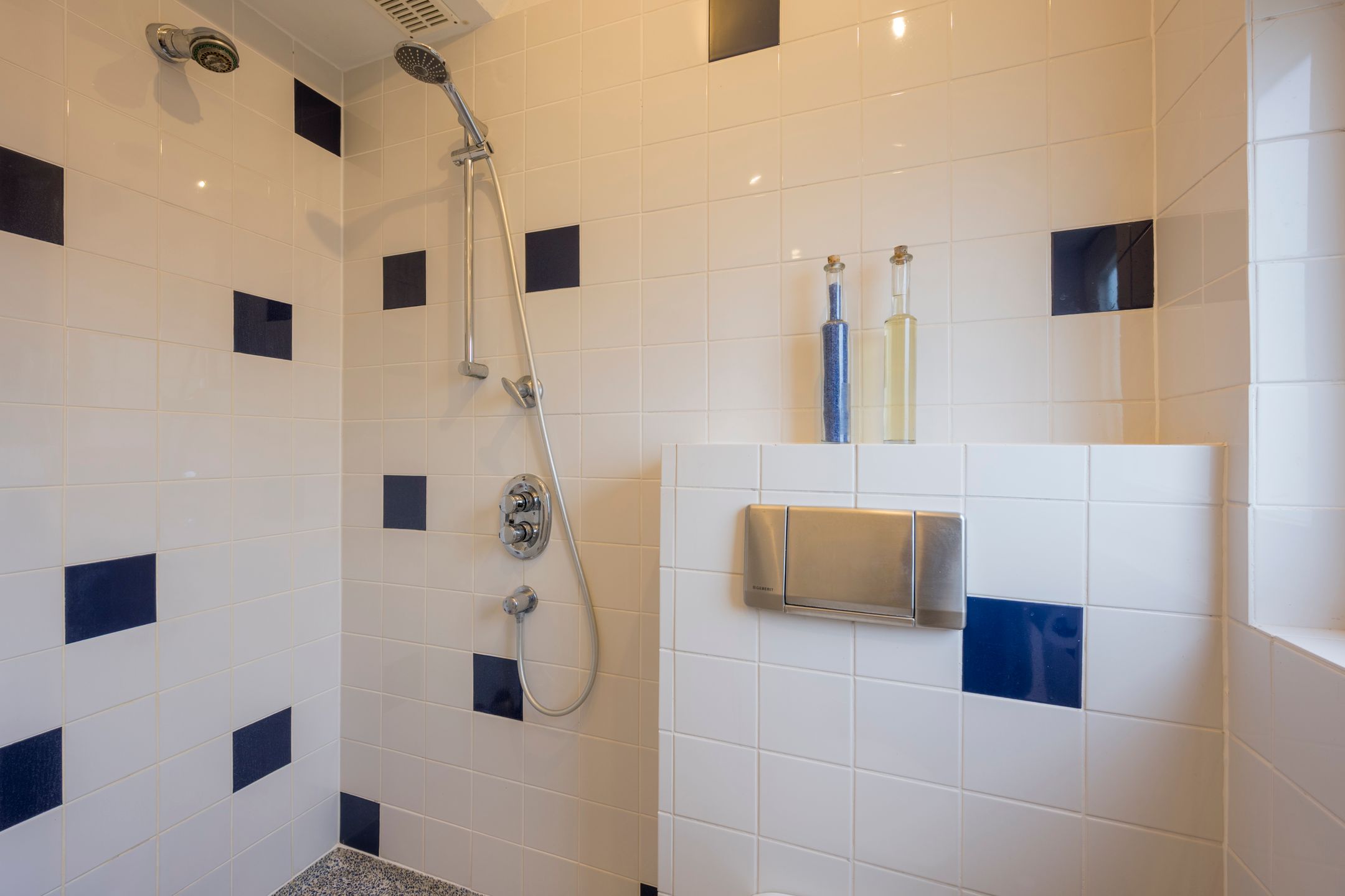 Foto 21 van Van Boetzelaerlaan 37