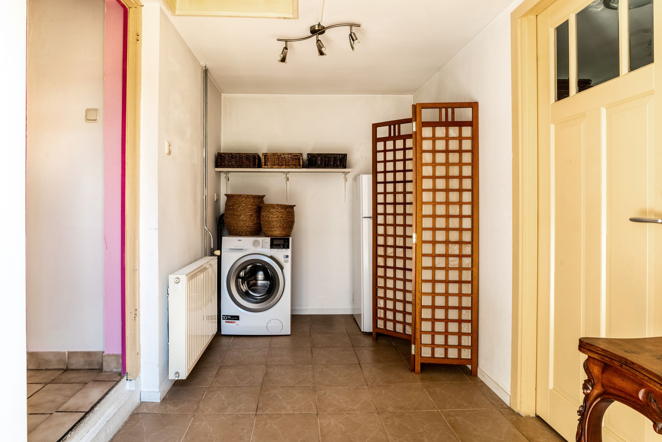 Photo 15 of Oosteinderweg 308