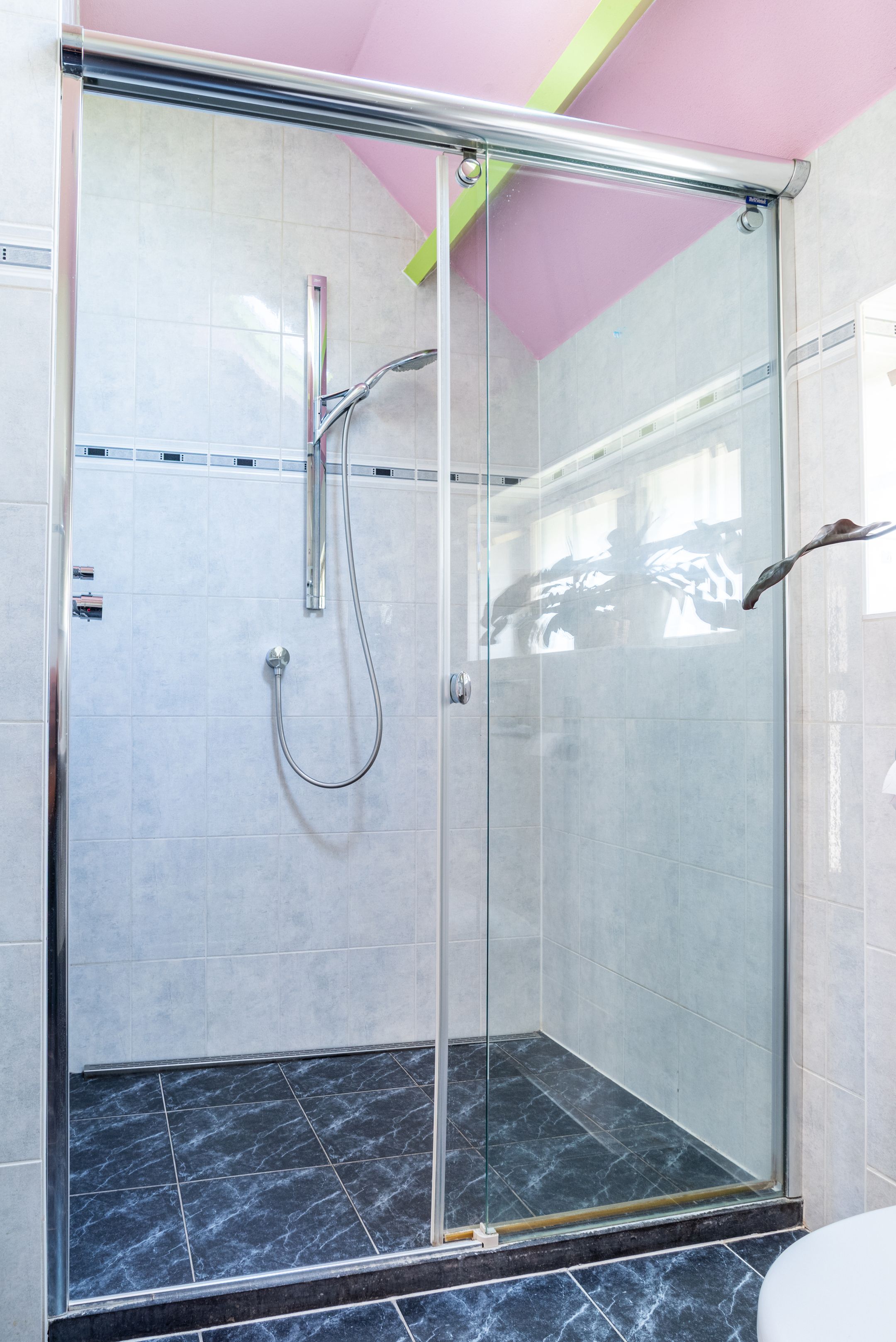 Photo 18 of Oosteinderweg 308