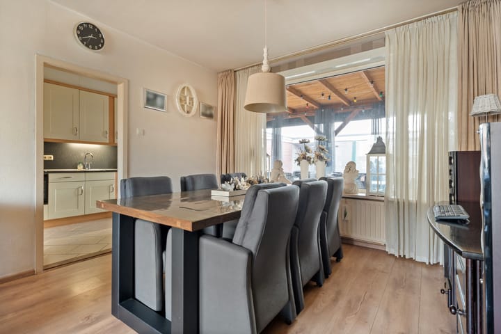 Foto 11 van Posthoorn 33