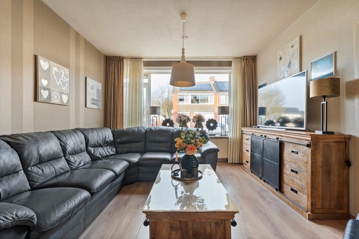 Foto 13 van Posthoorn 33