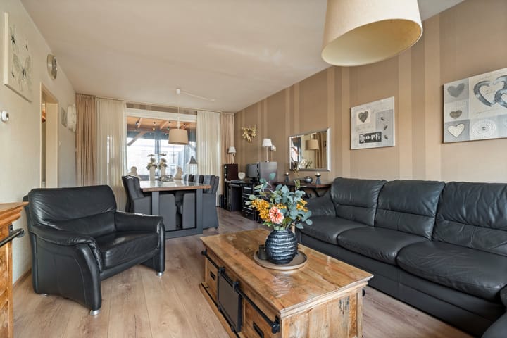 Foto 14 van Posthoorn 33