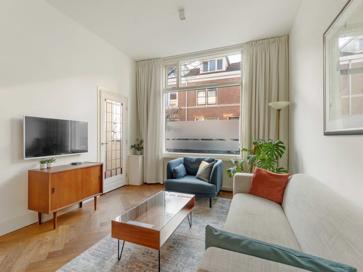 Foto 4 van Riouwstraat 66