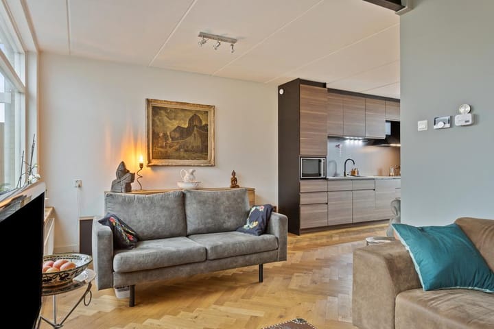 Photo 10 of Rozemarijn 189