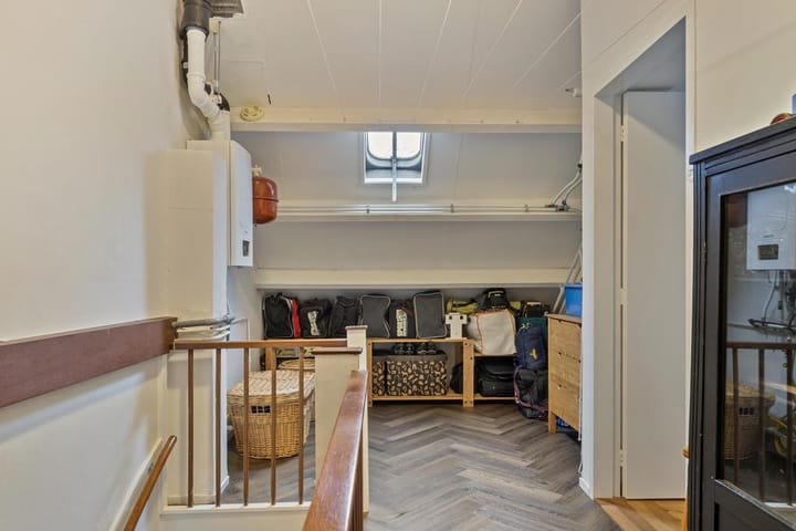 Photo 21 of Rozemarijn 189