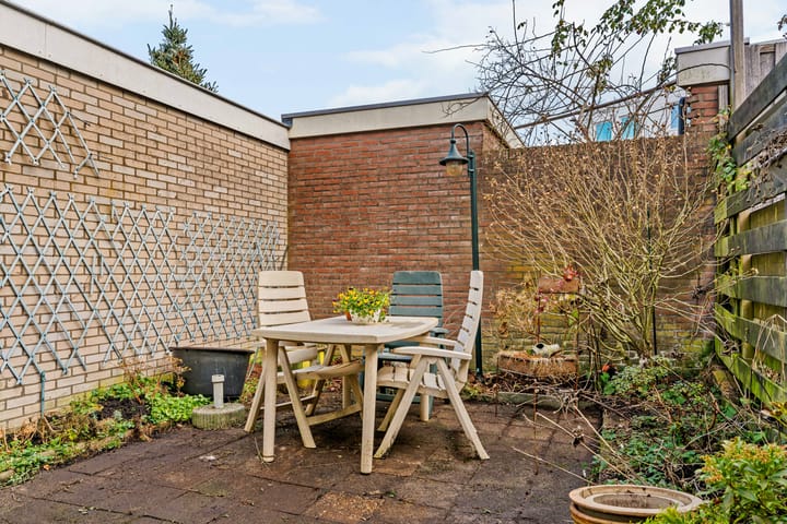 Foto 4 van Paramaribostraat 16