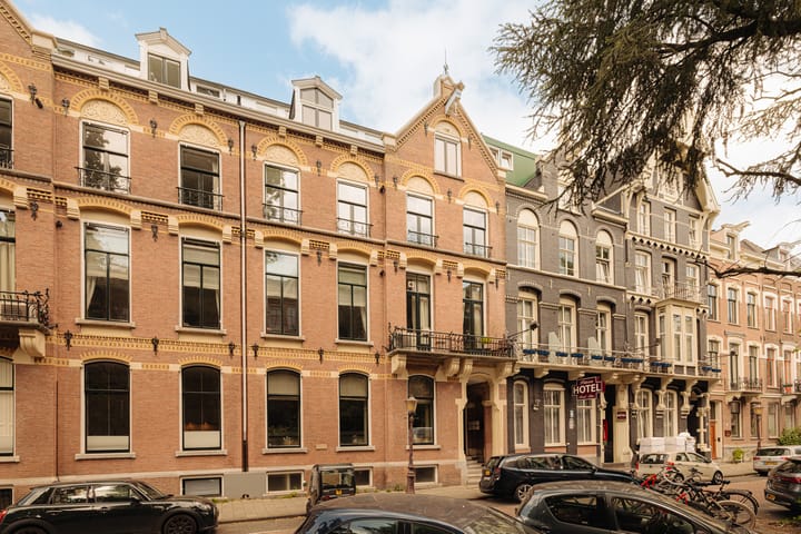 Photo 2 of Vondelstraat 40-G