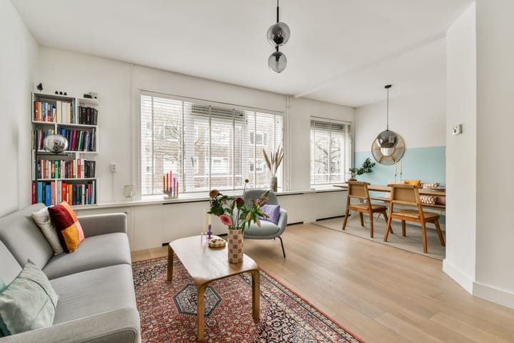 Foto 2 van Van Gentstraat 48-1