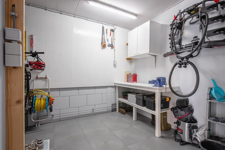 Photo 12 of De Ruyterstraat 1-A