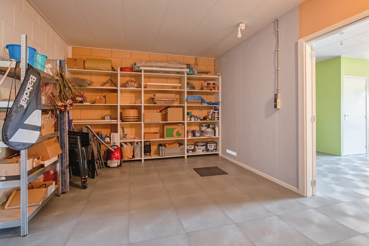 Photo 10 of De Ruyterstraat 1-A