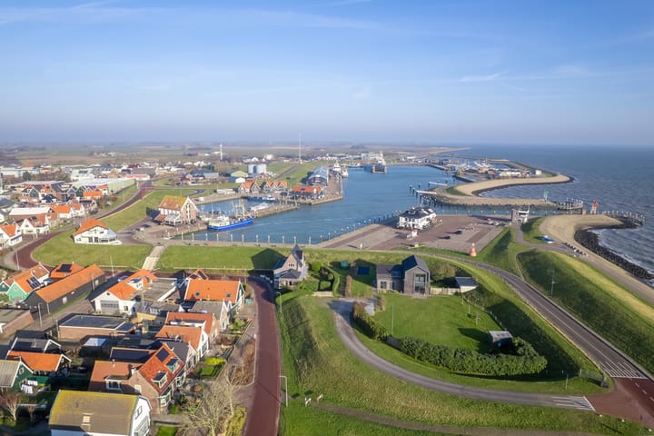 Photo 40 of De Ruyterstraat 1-A