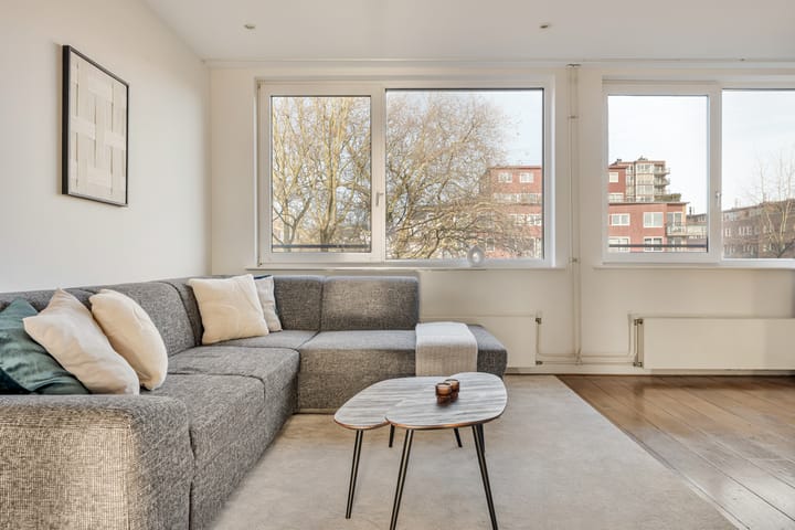 Photo 16 of Eerste Helmersstraat 100-C