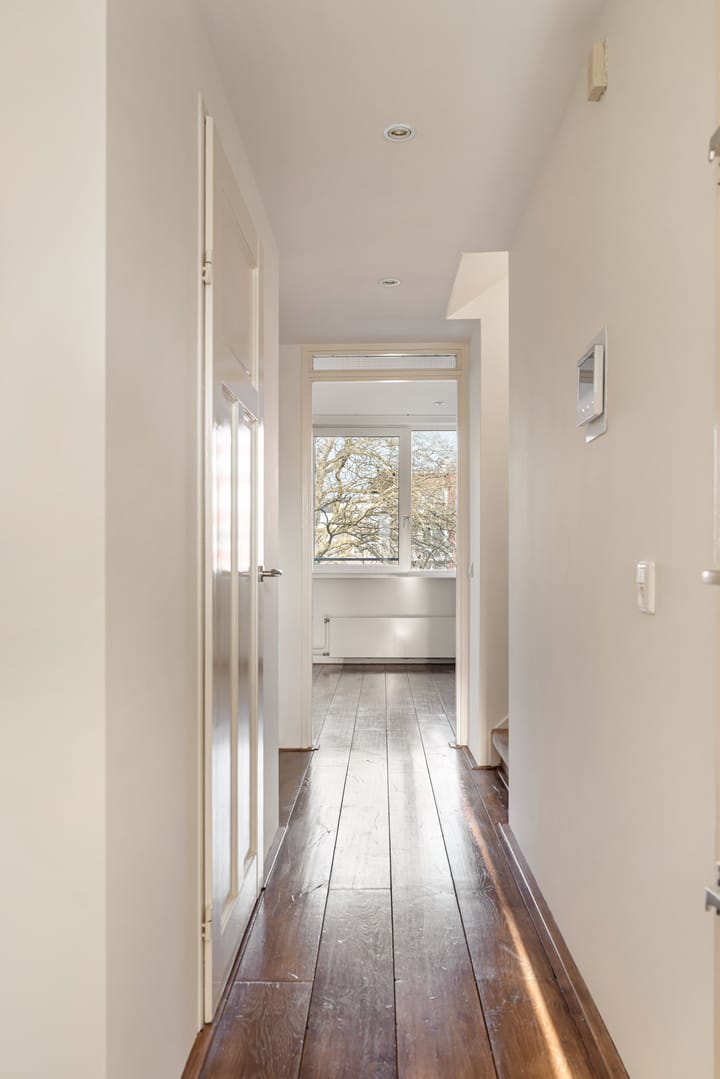 Photo 17 of Eerste Helmersstraat 100-C