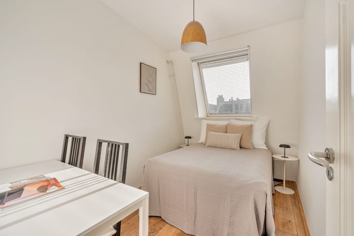 Photo 20 of Eerste Helmersstraat 100-C