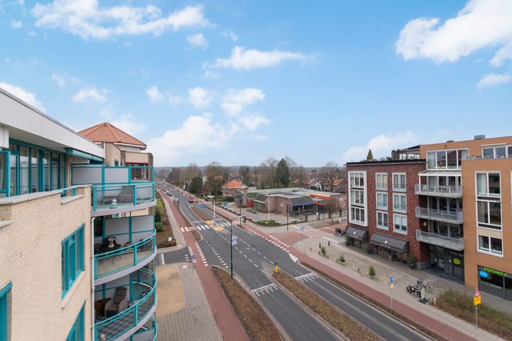 Photo 3 of Spoorlaan 79