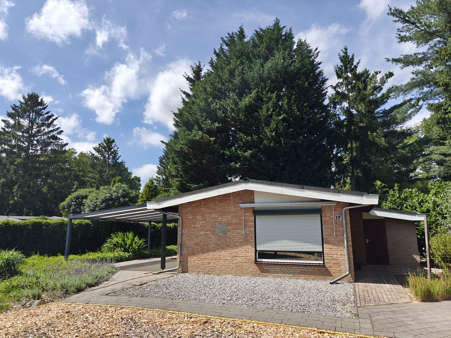 Photo 1 of Reewoude 17