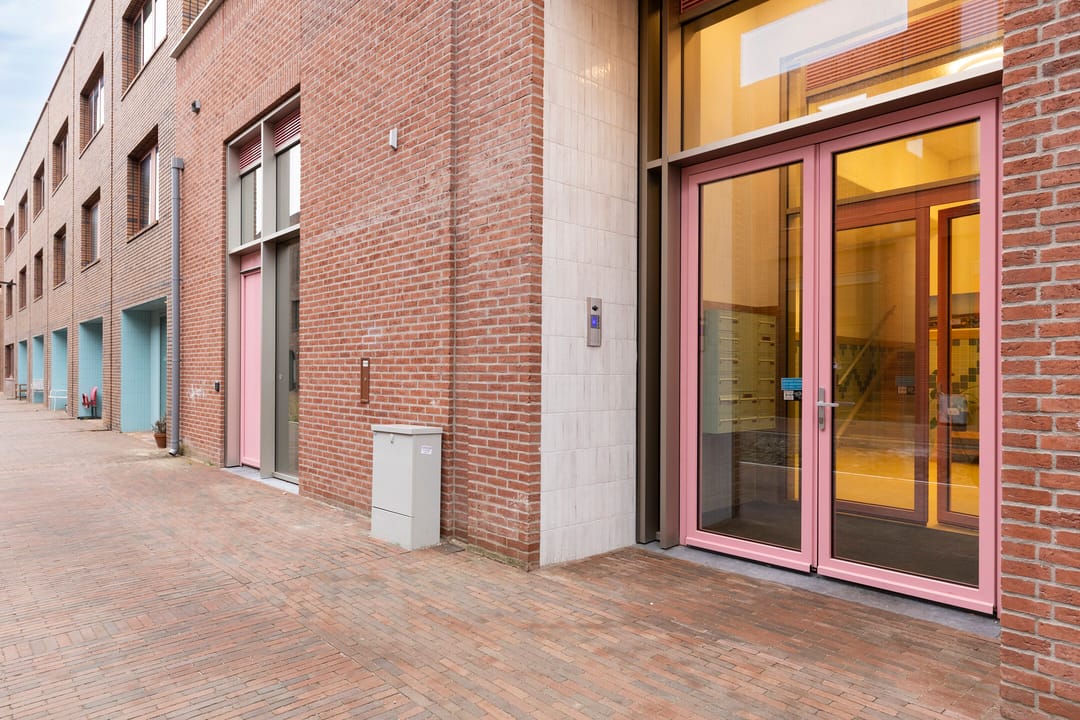 Foto 8 van Annie van Velzenhof 23