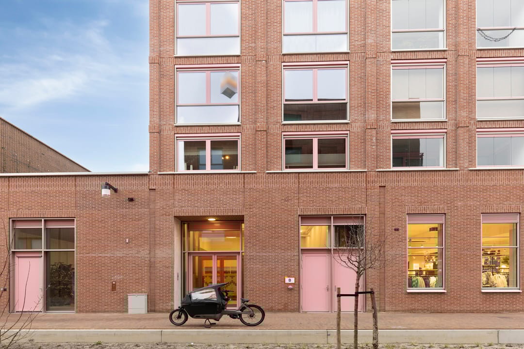 Foto 1 van Annie van Velzenhof 23