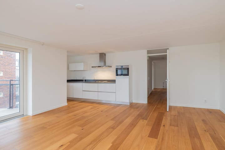 Photo 5 of Marsmanplein 146