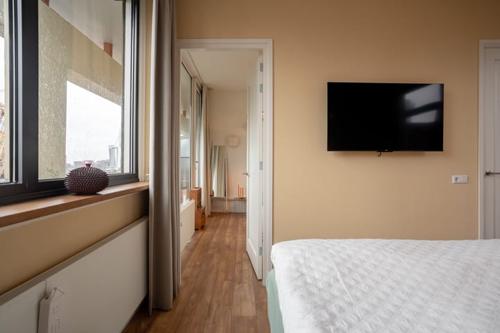 Foto 29 van Schiedamsedijk 64-E