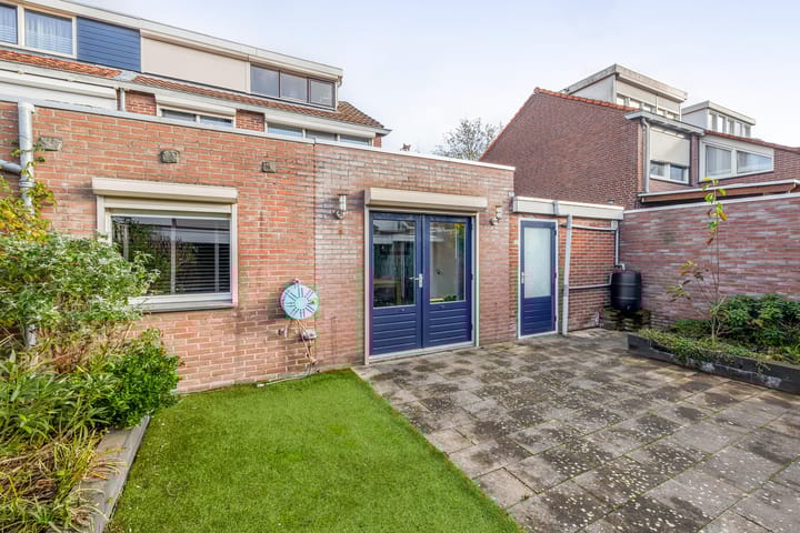 Photo 4 of P.J. Haagenstraat 22