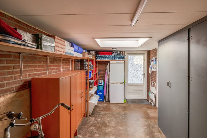 Photo 35 of P.J. Haagenstraat 22