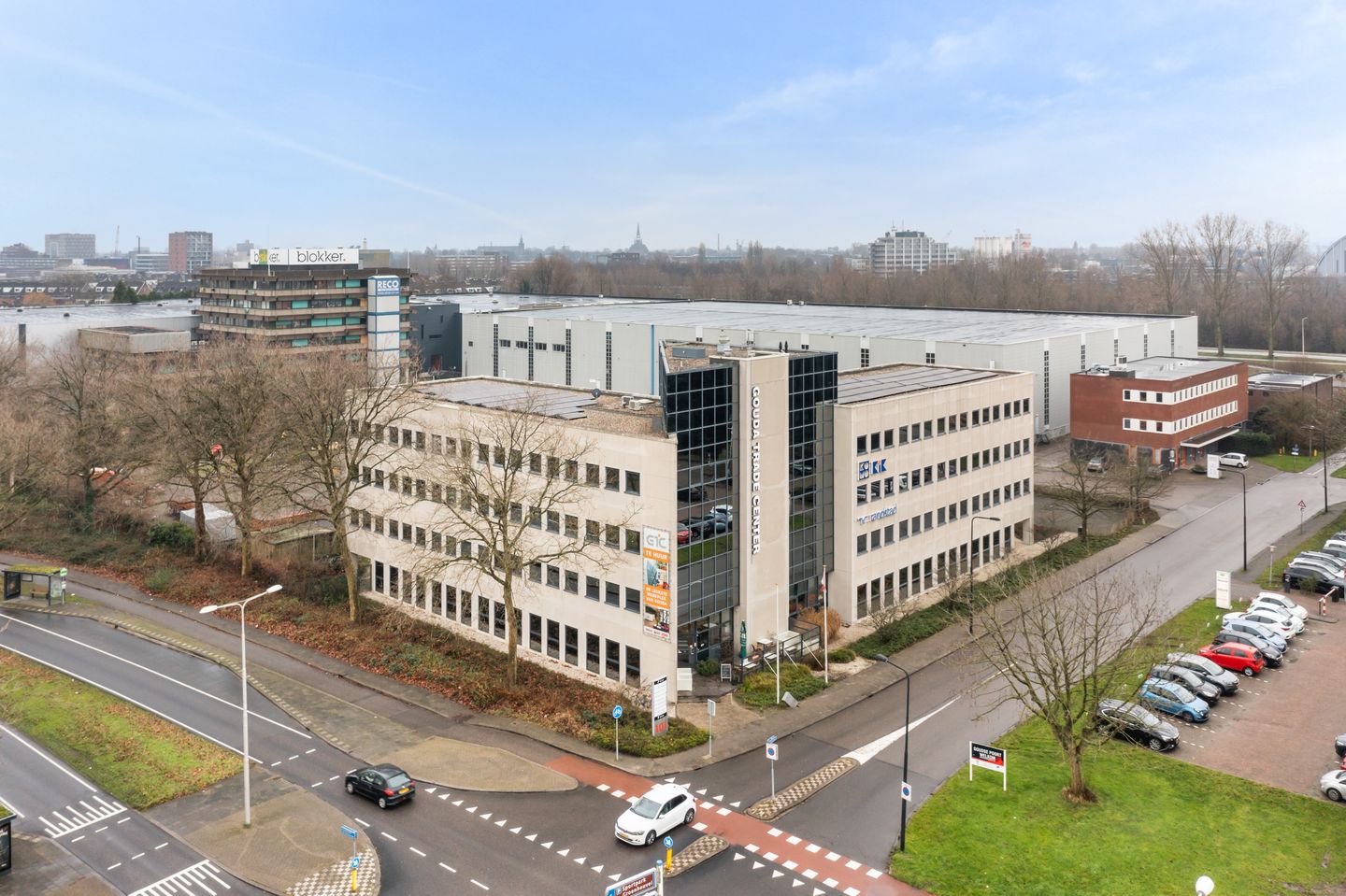 View photo 2 of Burgemeester van Reenensingel 101