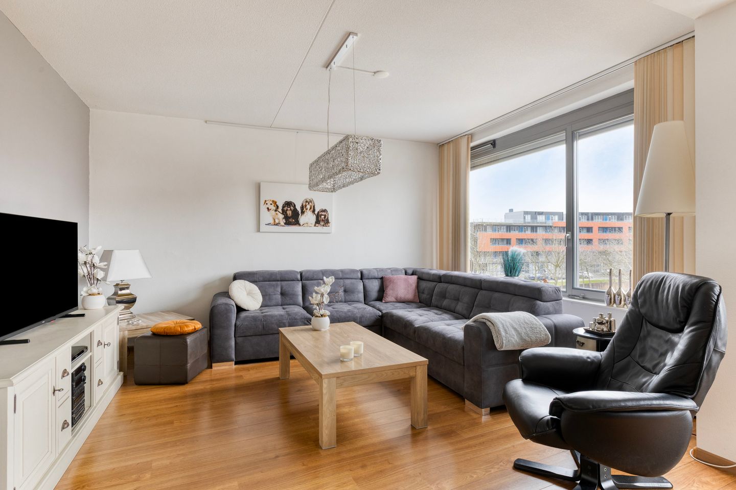 Foto 4 van Hemelboog Binnen 93