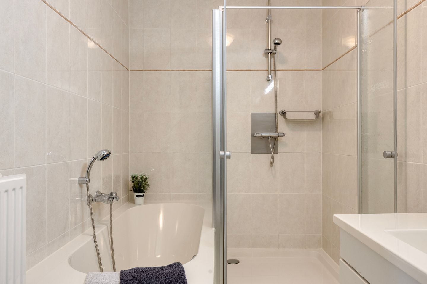 Foto 19 van Hemelboog Binnen 93