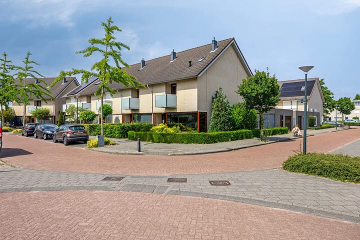 Foto 32 van Emmalaan 44