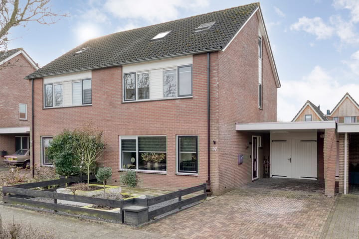 Foto 1 van De Visserstraat 37