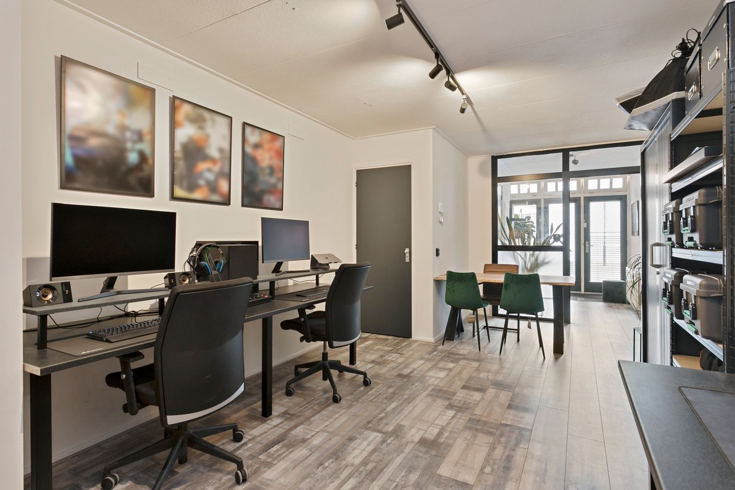 Bekijk foto 2 van Tolhuisstraat 18