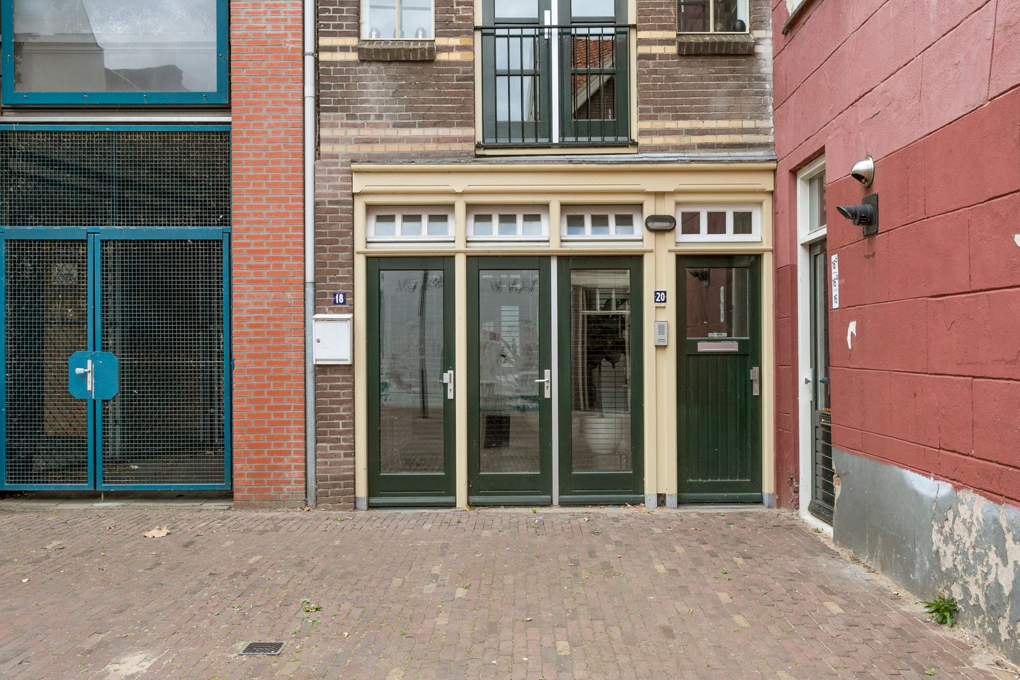 Bekijk foto 1 van Tolhuisstraat 18