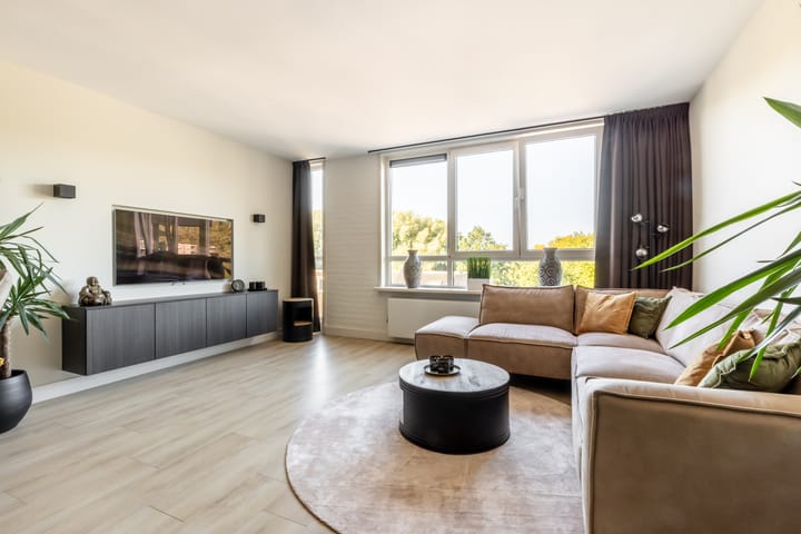 Photo 3 of Engelenburg 387