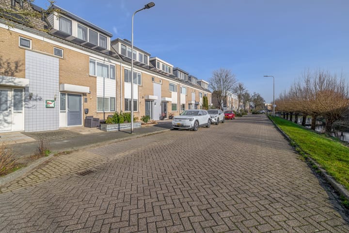 Foto 42 van Fien de la Mardreef 15