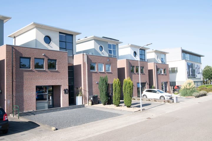 Foto 5 van Scheefkelk 10