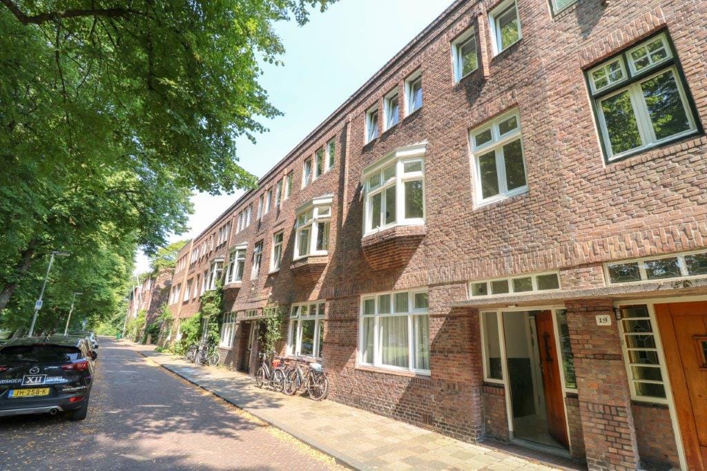 Photo 1 of Burnierstraat 21