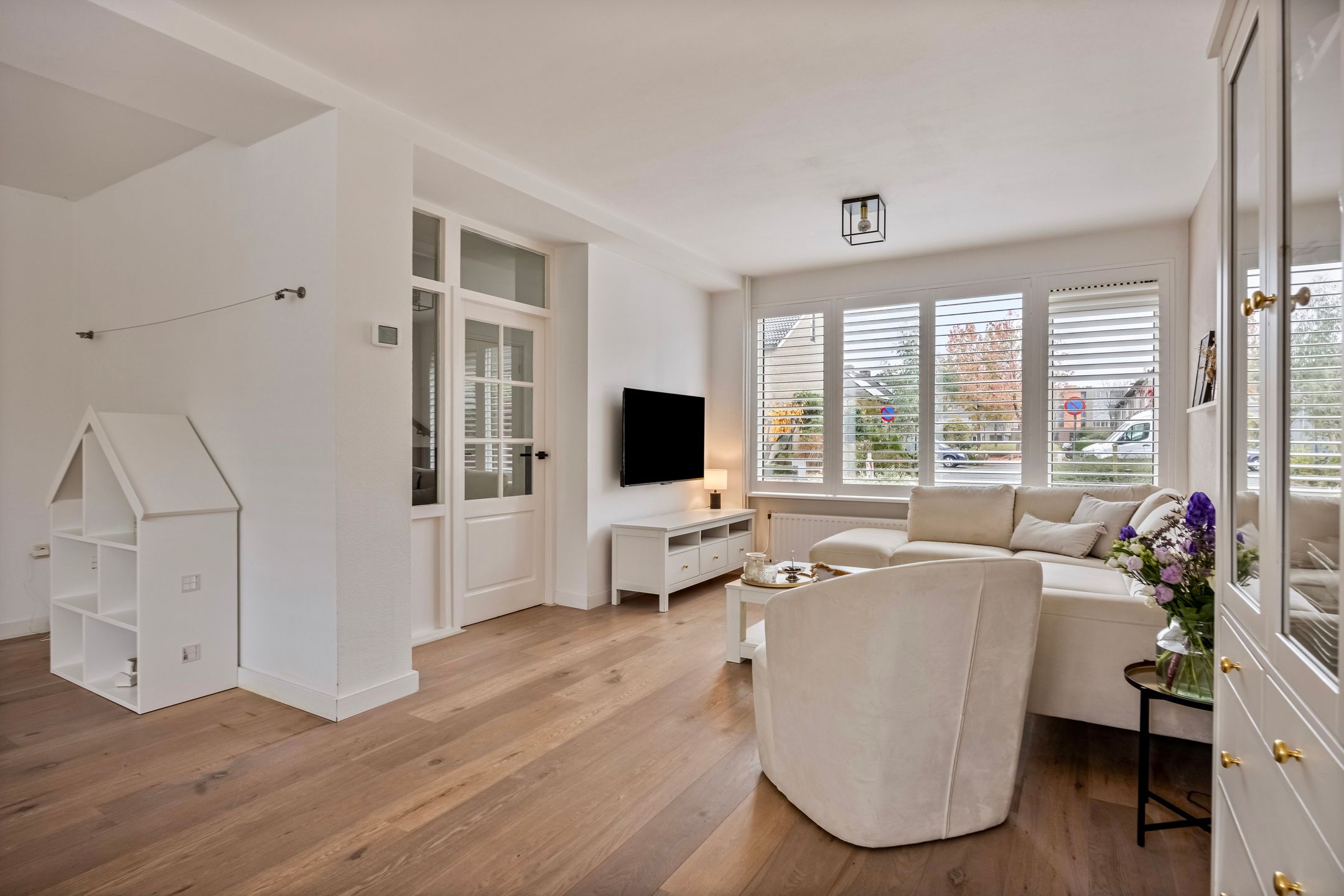 Foto 3 van Wielewaallaan 11