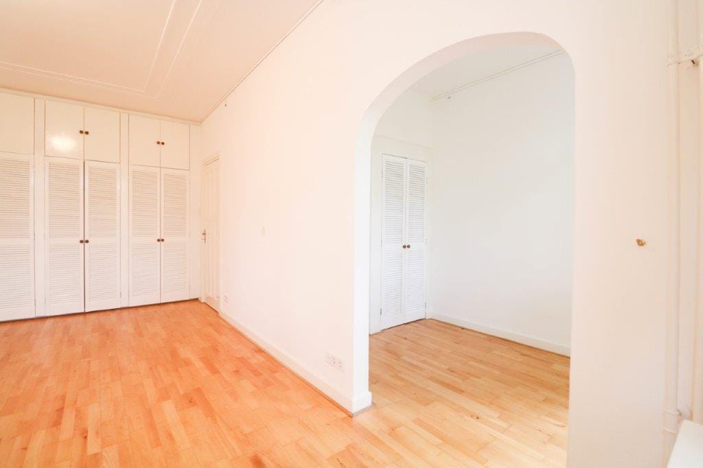 Photo 17 of Burnierstraat 21