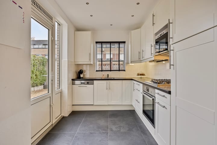 Foto 10 van Wielewaallaan 11