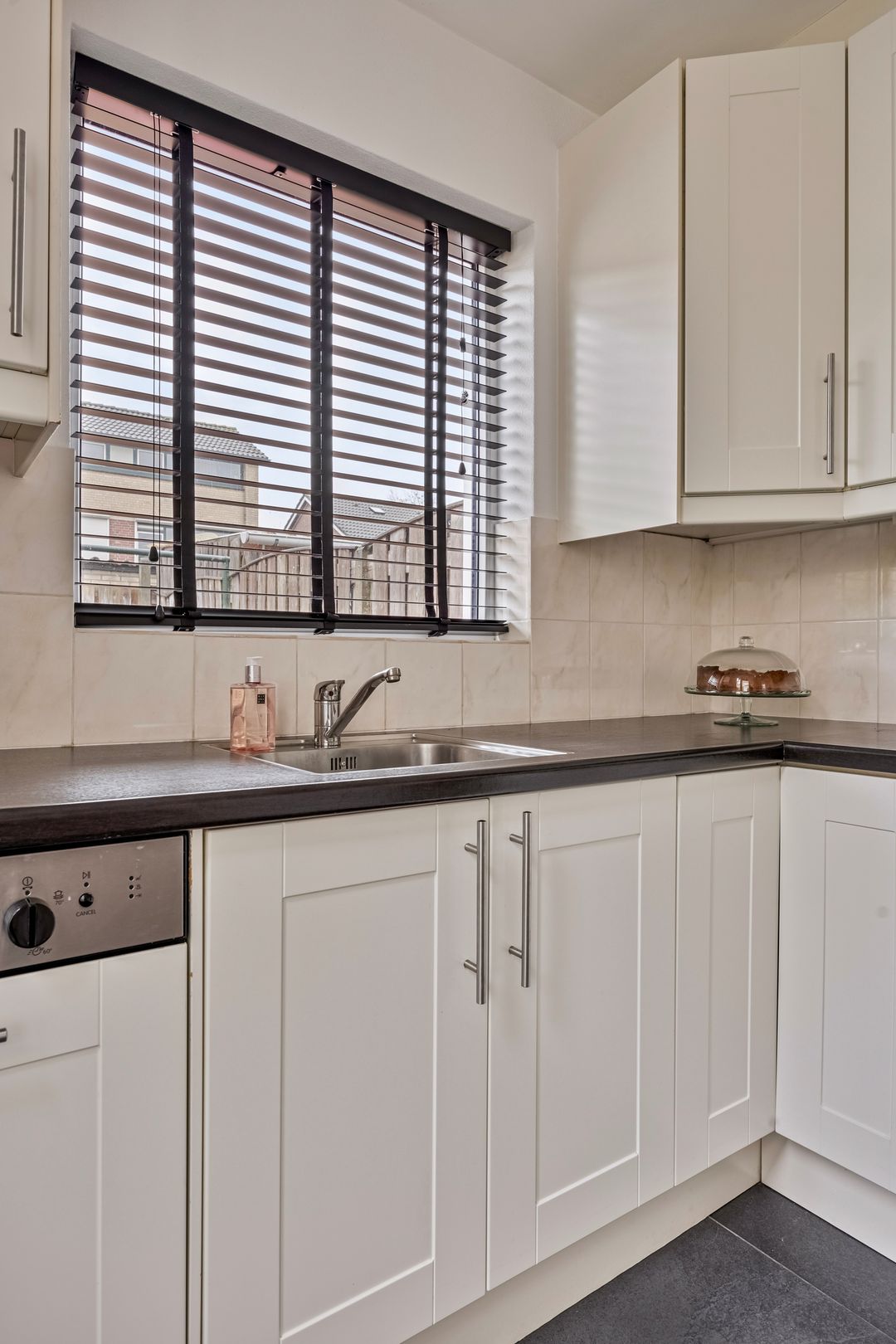 Foto 13 van Wielewaallaan 11