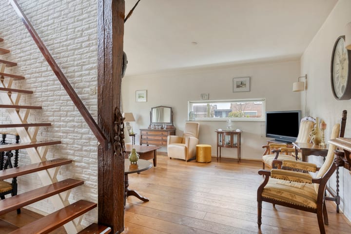 Foto 10 van Duizendschoonstraat 52